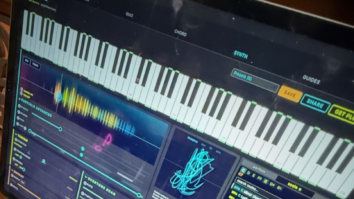 Video thumbnail: Beat Kitchen harmonic synthesizer — additive synthesis built from the overtone series